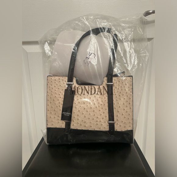 ⭐️ NWT Mondani Faux Ostrich Clare Scoop Shopper Shoulder Bag ⭐️ - Picture 6 of 6